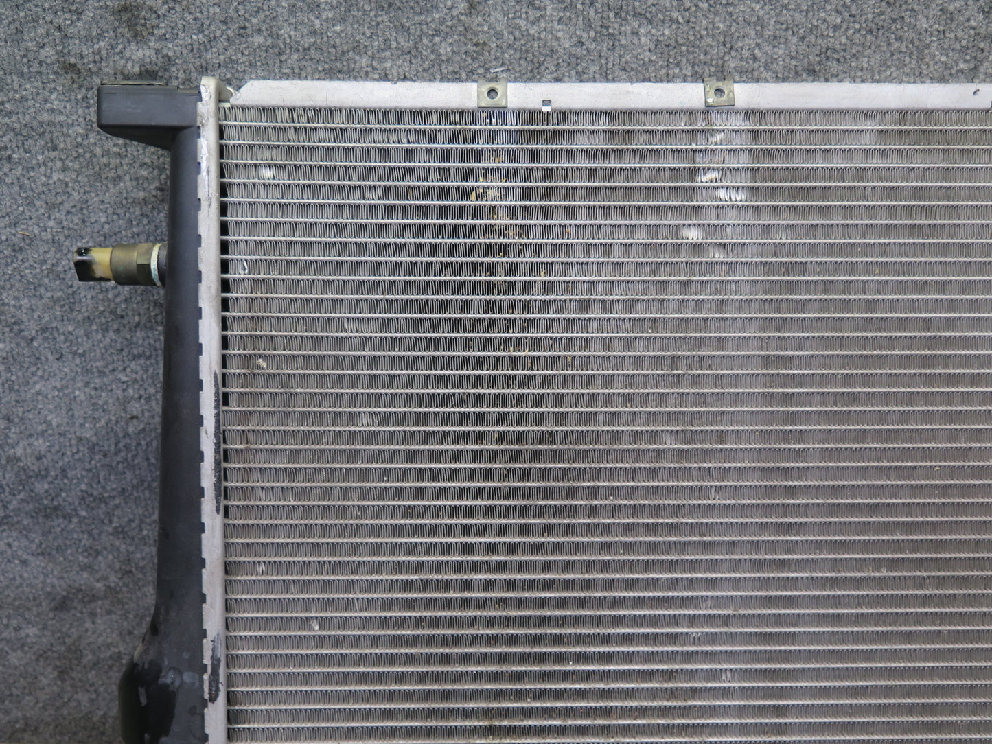 96-99 BMW E36 328iC M52 2.8L Engine Cooling Radiator Behr
