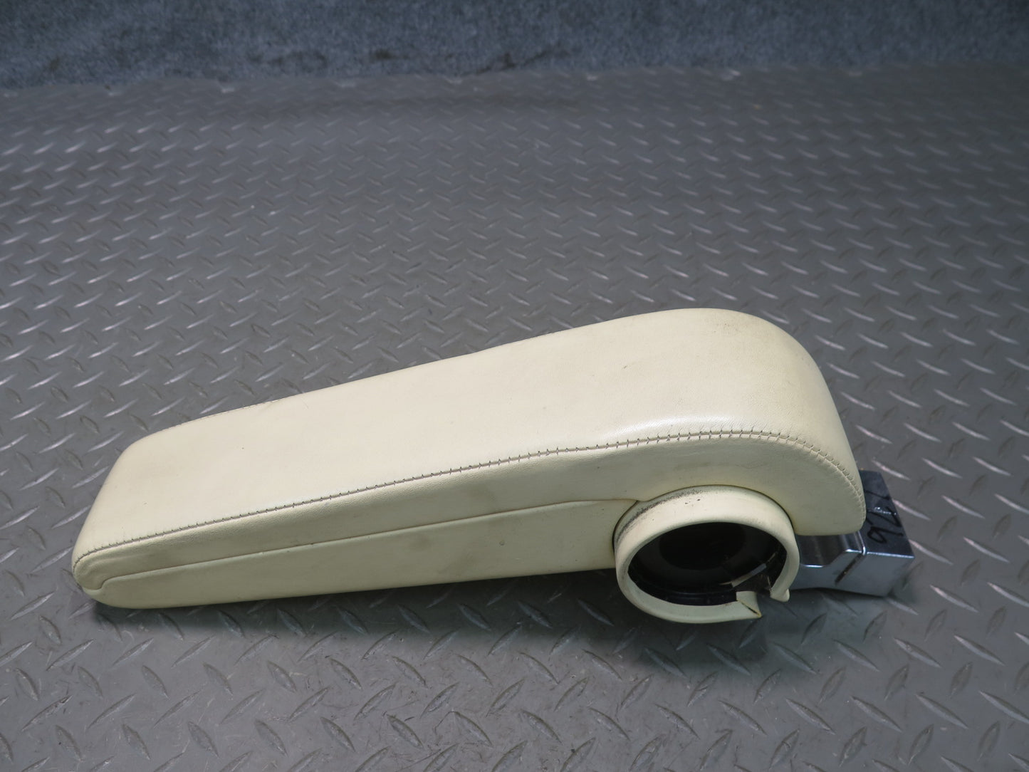 2006-2012 Bentley Flying Spur Front Right & Left Center Console Arm Rest  Set