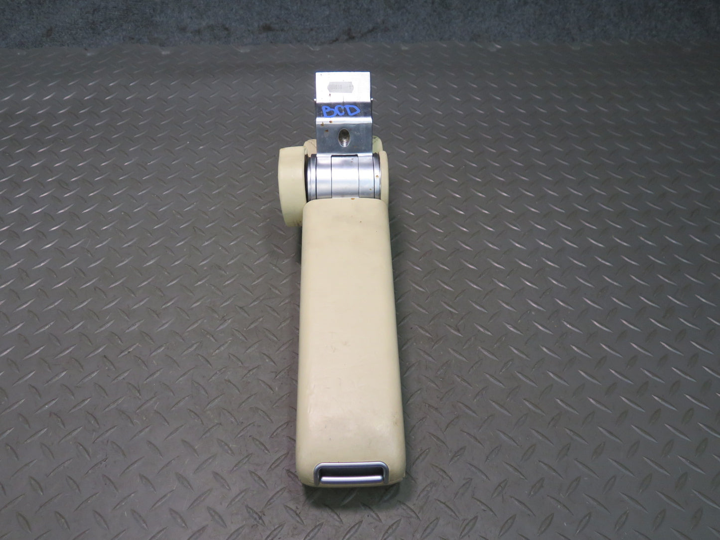 2006-2012 Bentley Flying Spur Front Right & Left Center Console Arm Rest  Set