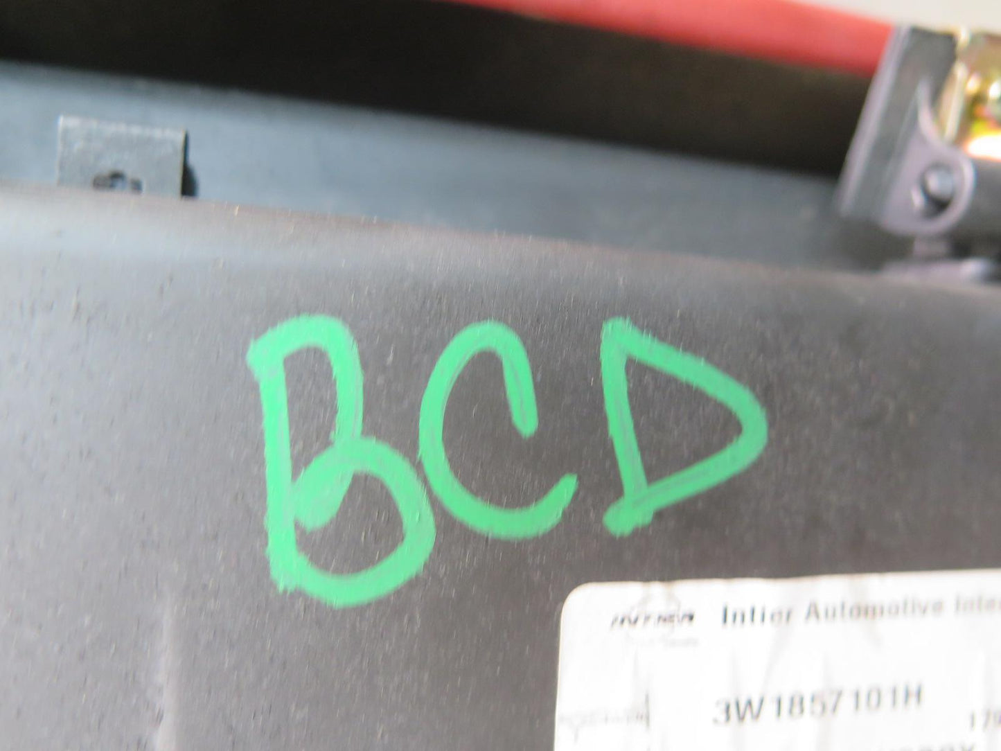 2006-2012 Bentley Flying Spur Front Right Side Dashboard Dash Glove Box Lid