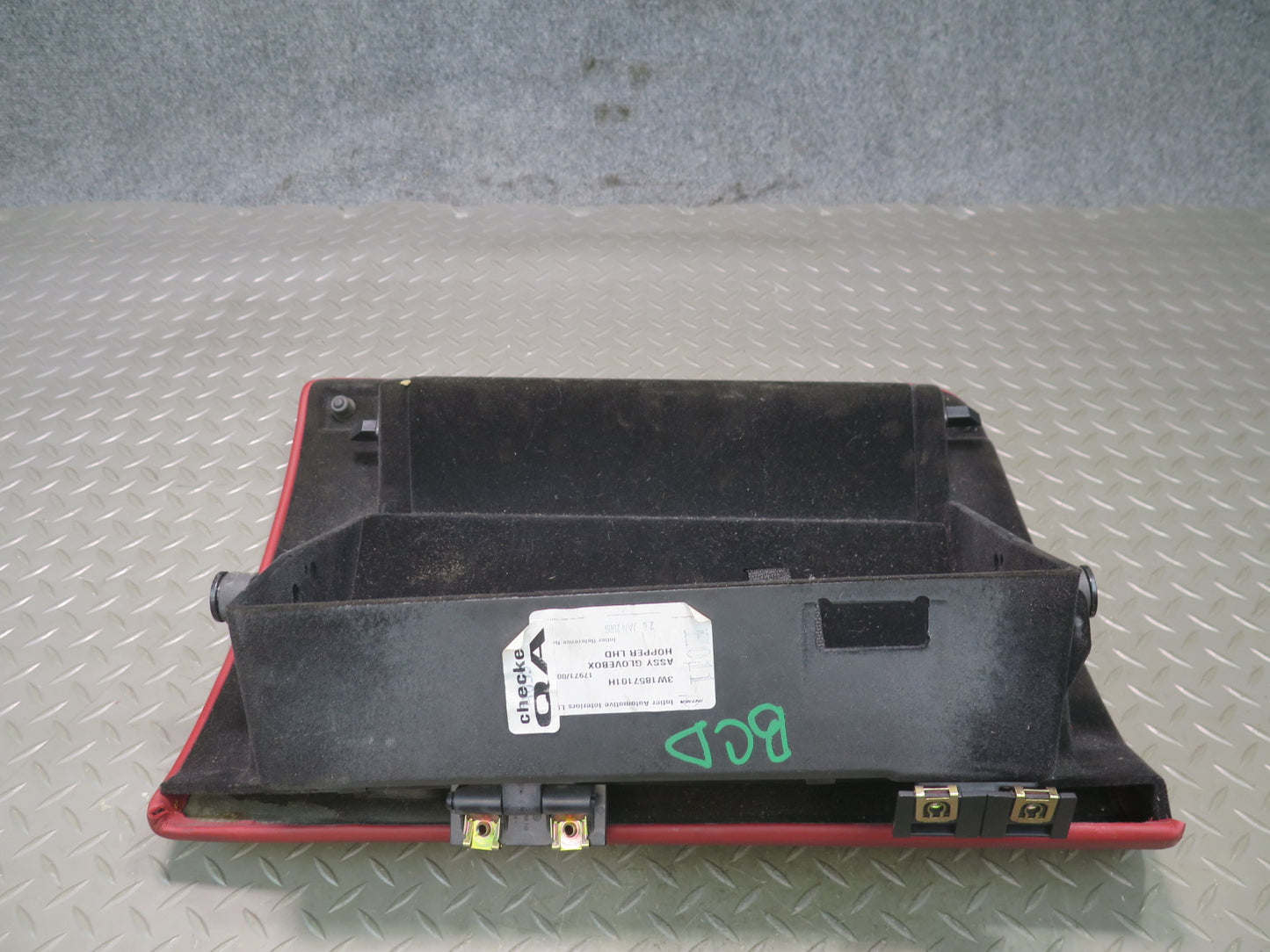 2006-2012 Bentley Flying Spur Front Right Side Dashboard Dash Glove Box Lid