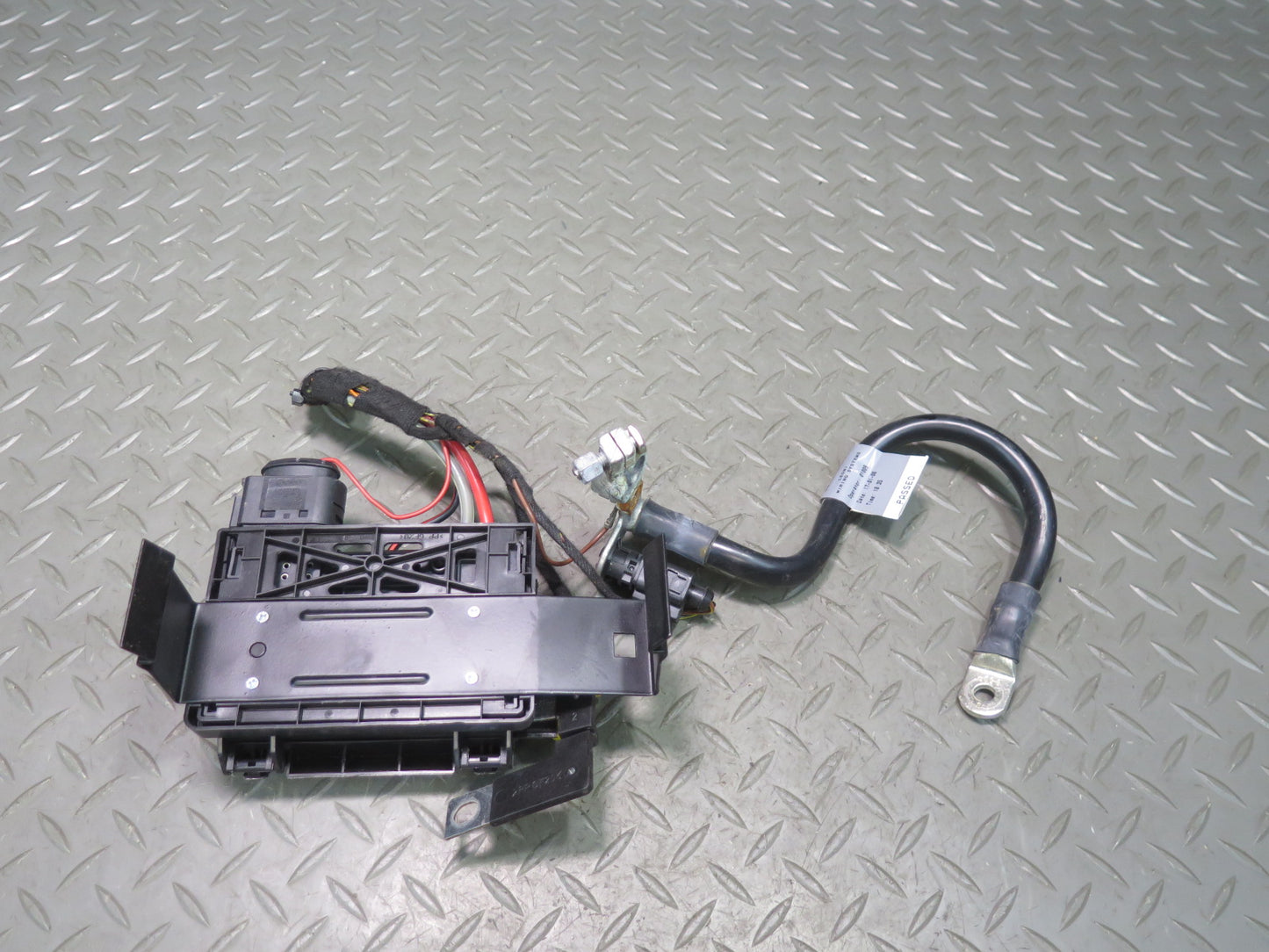 2006-2012 Bentley Flying Spur Battery Fuse Box Control Module W/ Negative Cable