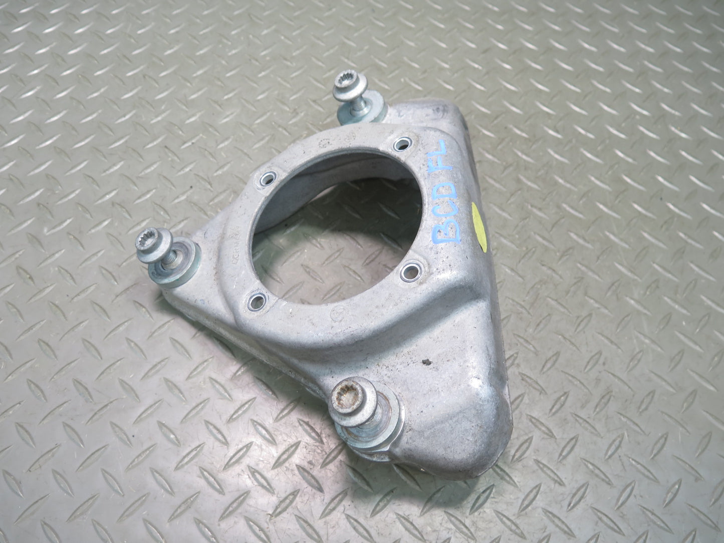2006-2012 Bentley Flying Spur Front Left Side Upper Shock Mount Support Bracket