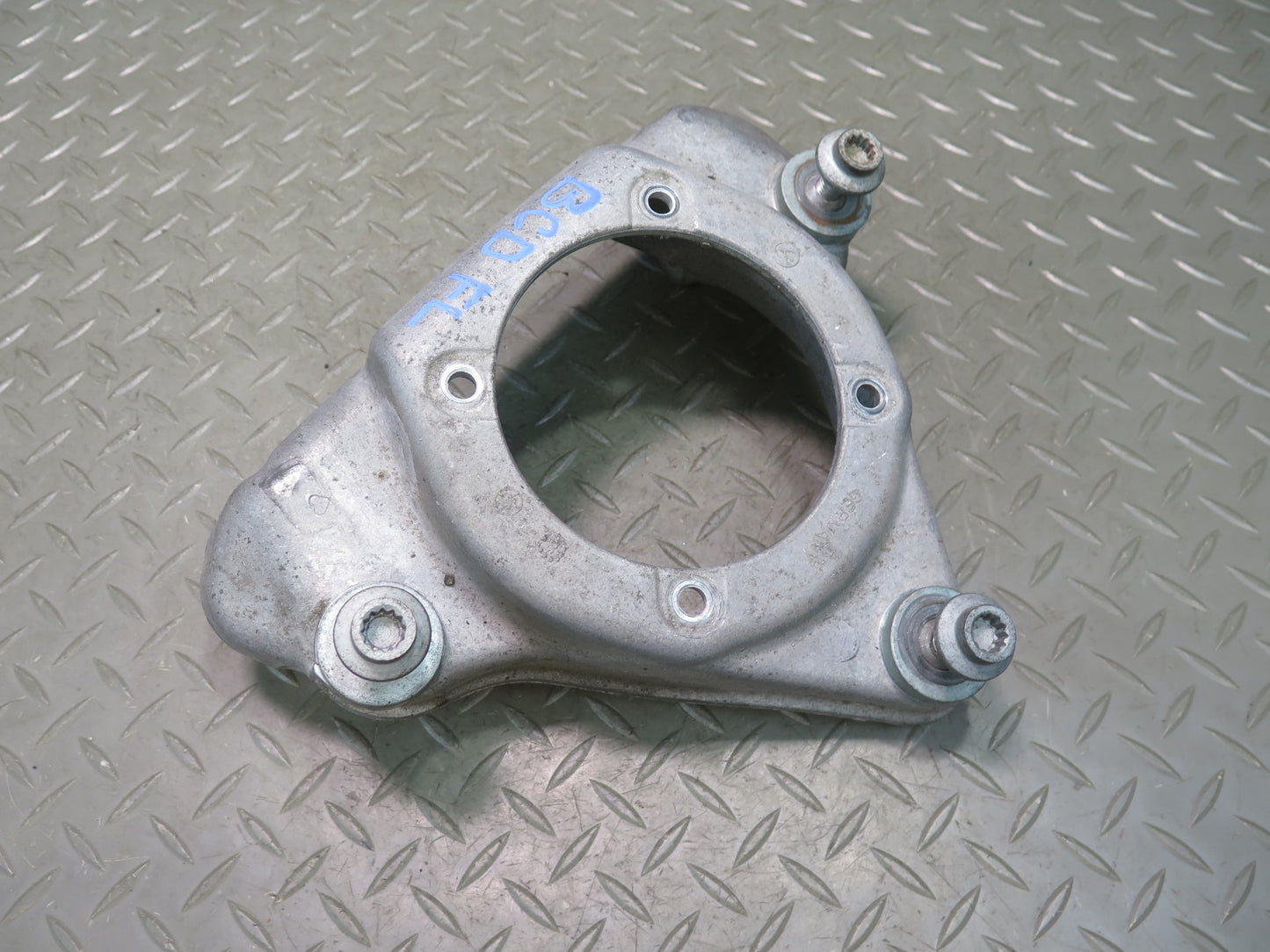 2006-2012 Bentley Flying Spur Front Left Side Upper Shock Mount Support Bracket
