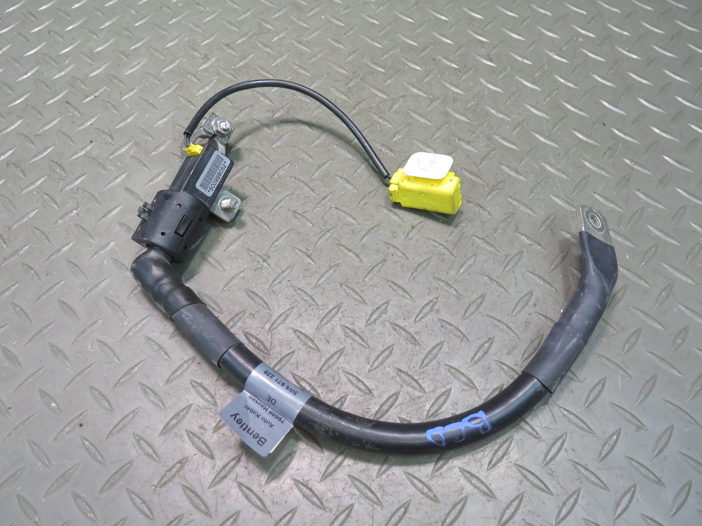 2006-2012 Bentley Flying Spur Battery Positive Cable Wire