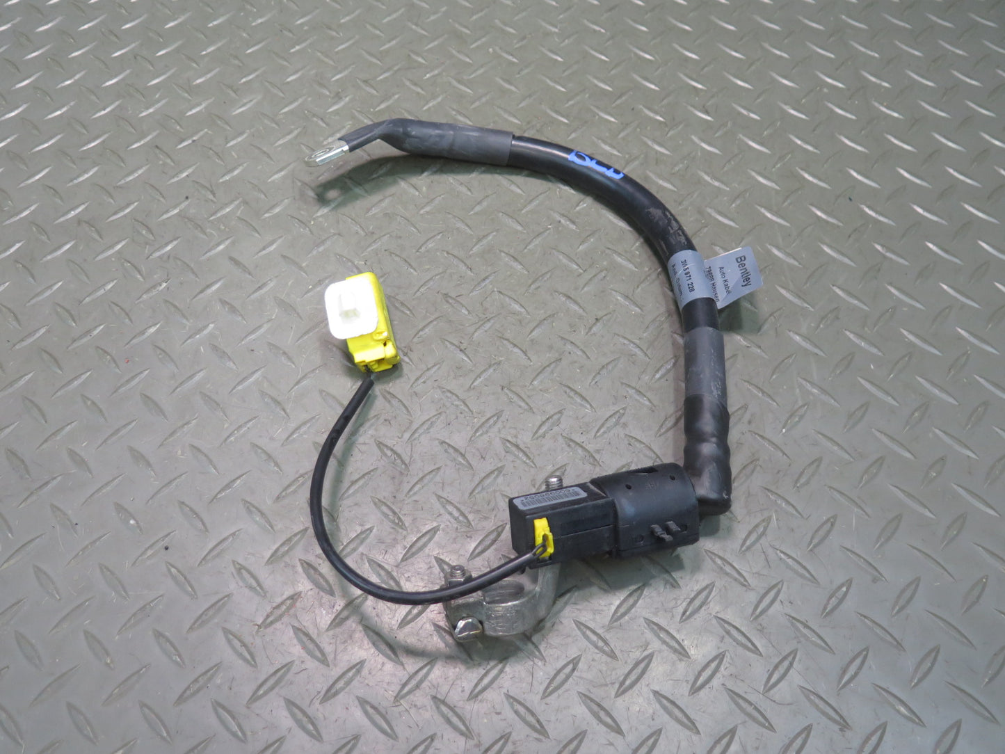2006-2012 Bentley Flying Spur Battery Positive Cable Wire