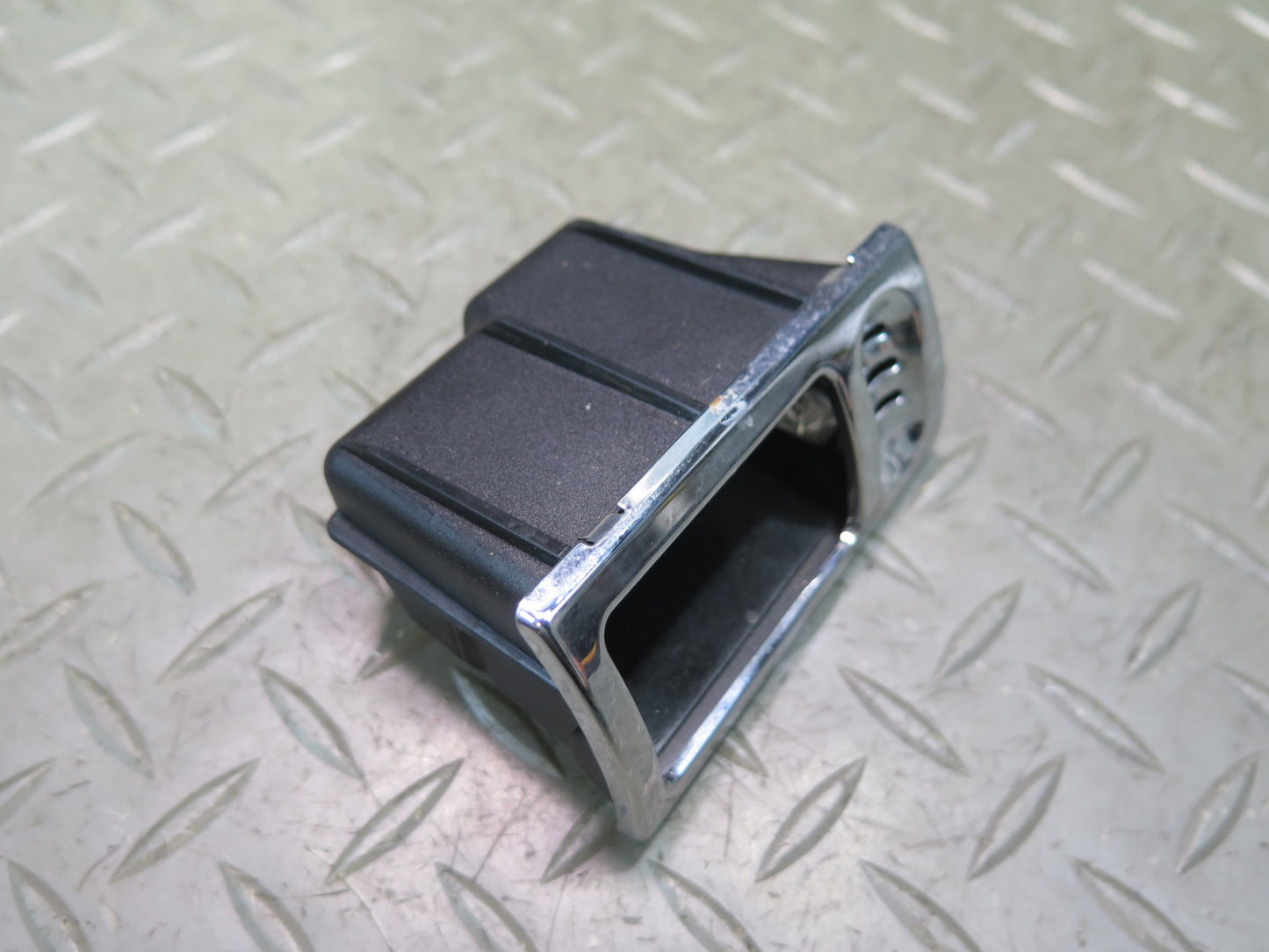 2006-2012 Bentley Continental Flying Spur Center Console Storage Ash Tray
