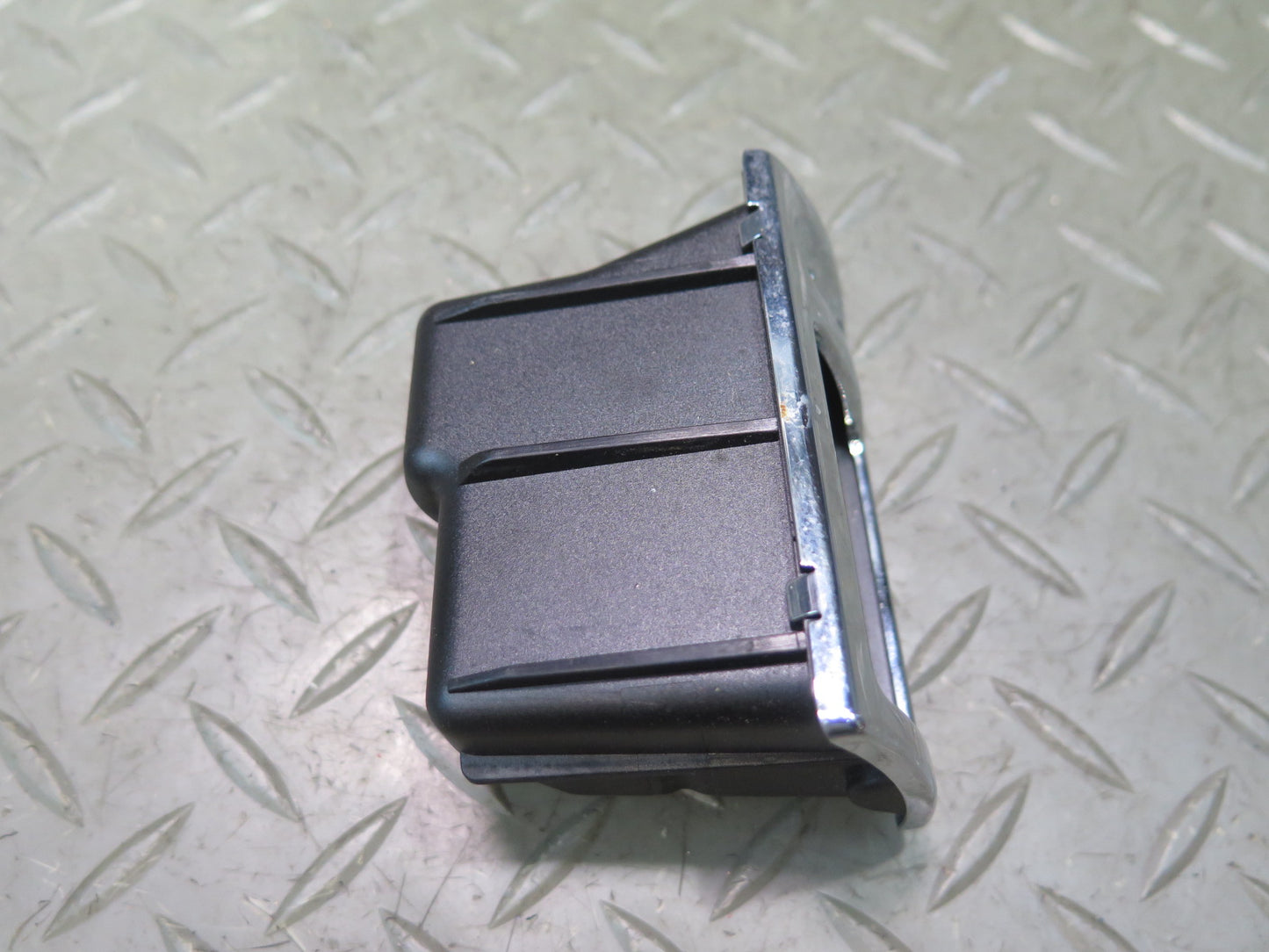 2006-2012 Bentley Continental Flying Spur Center Console Storage Ash Tray
