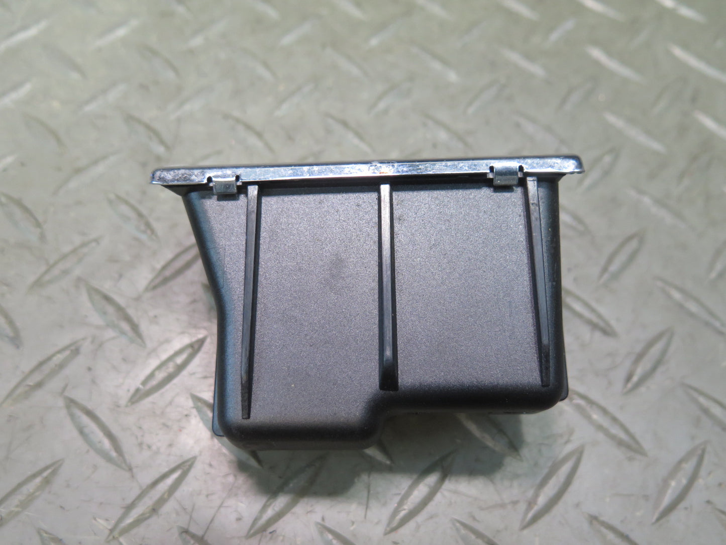 2006-2012 Bentley Continental Flying Spur Center Console Storage Ash Tray