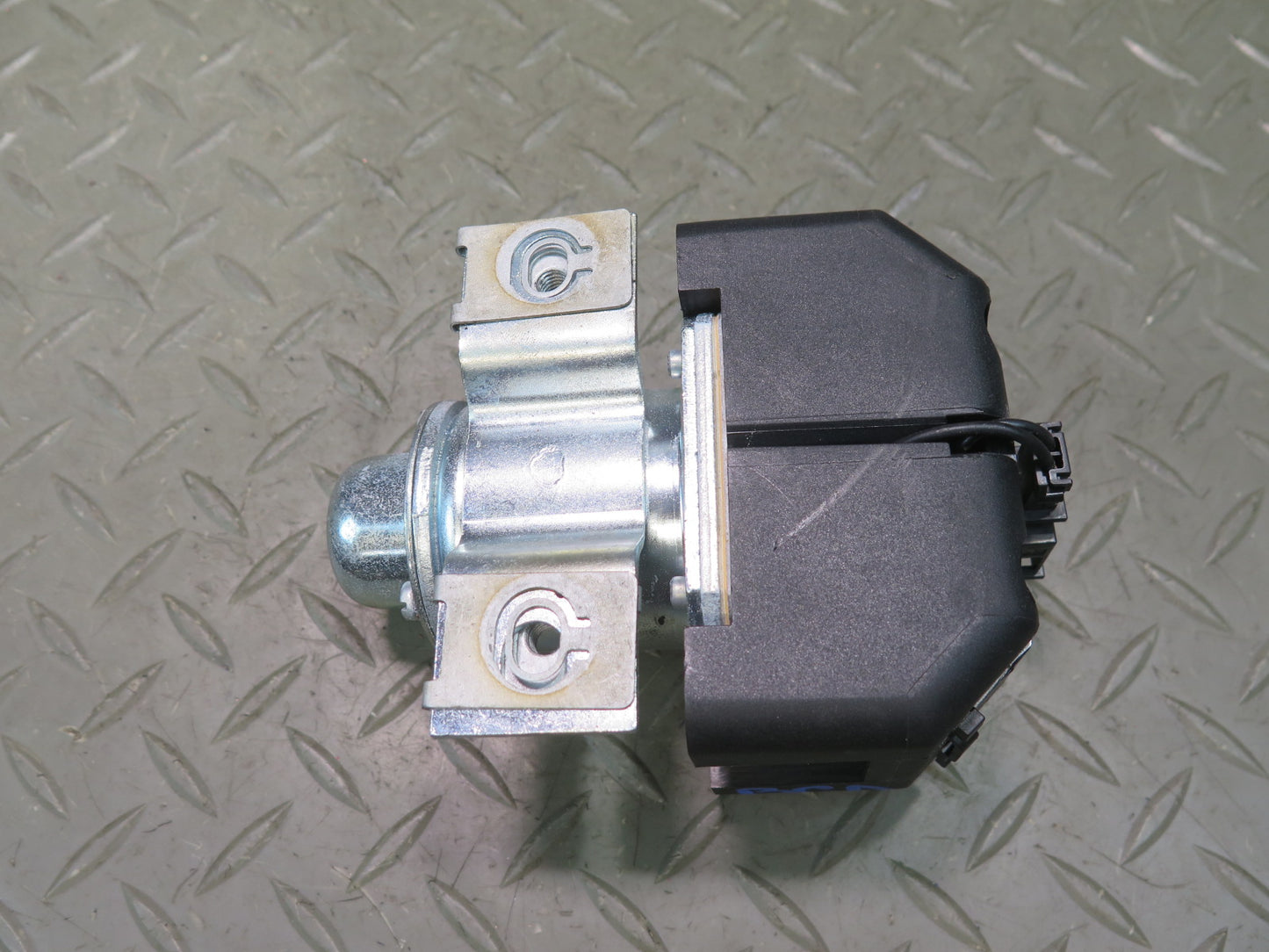 2006-2012 Bentley Continental Flying Spur Rear Battery Discharge Relay Module