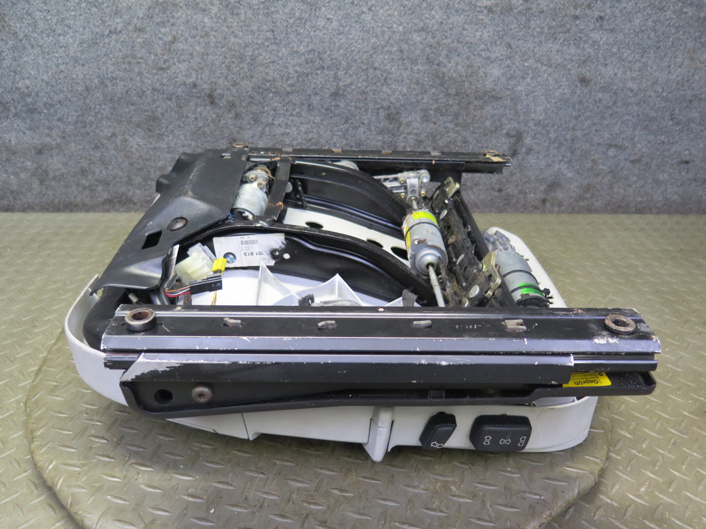 96-98 BMW E36 328iC Convertible Front Left Seat Lower Frame Track Rail Motor OEM