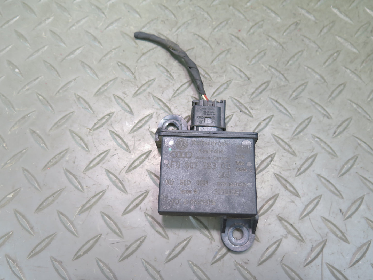 2006-2012 Bentley Flying Spur Tire Pressure Monitor Sensor Module Control Set