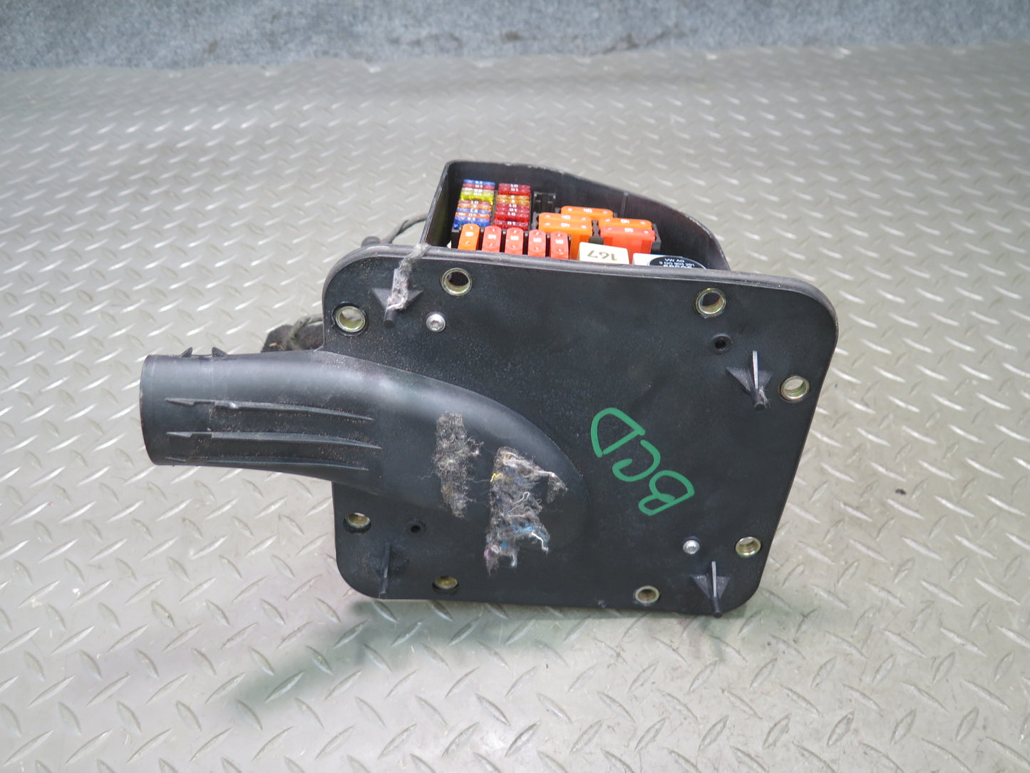 2006-2012 Bentley Flying Spur Engine Bay Fuse Box Relay Junction Module Unit