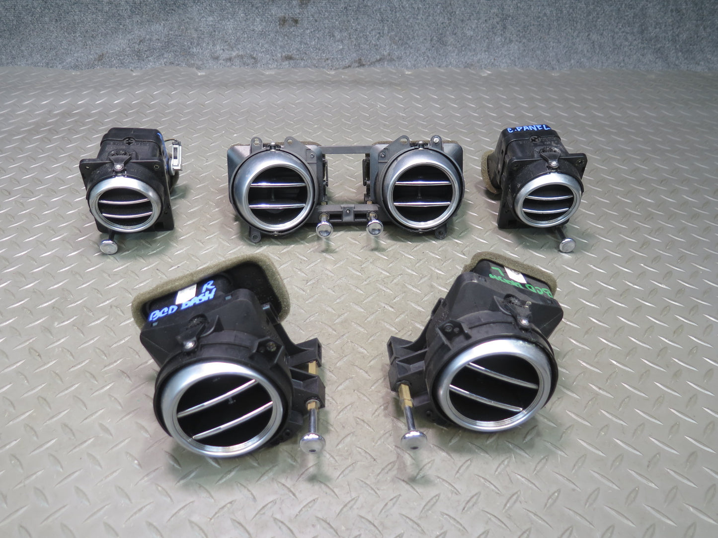 2006-2012 Bentley Flying Spur Dash A/C Air Vent Grill Left Center Right Side Set