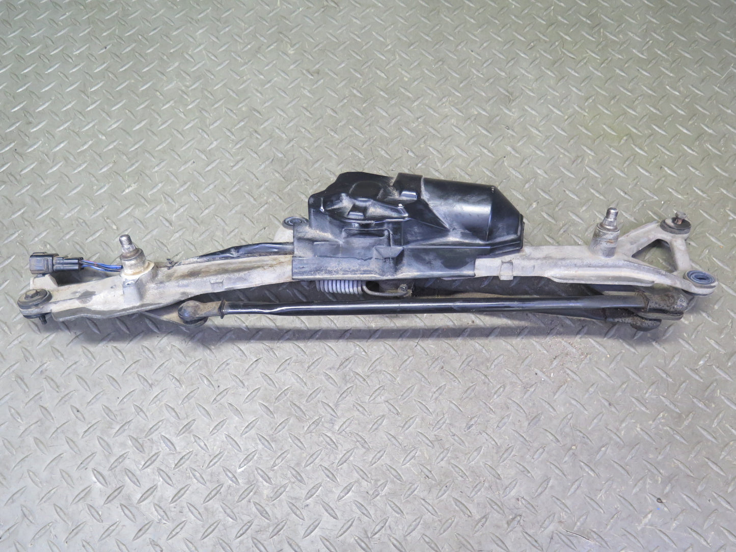 95-00 Lexus UCF20L LS400 Windshield Wiper Transmission Linkage w Motor OEM