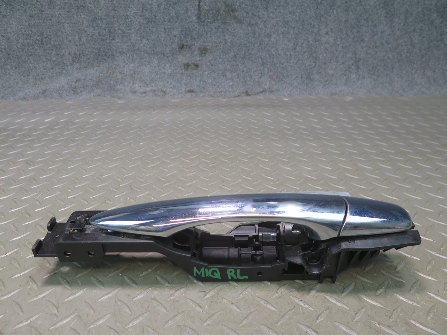 2013-2020 Infiniti JX35 QX60 Rear Left Door Exterior Handle