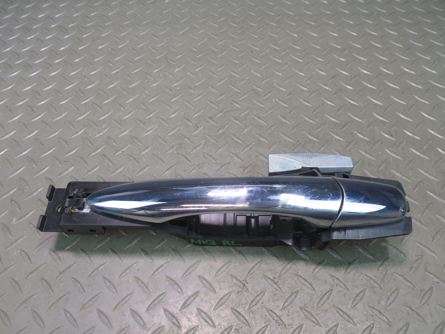 2013-2020 Infiniti JX35 QX60 Rear Left Door Exterior Handle