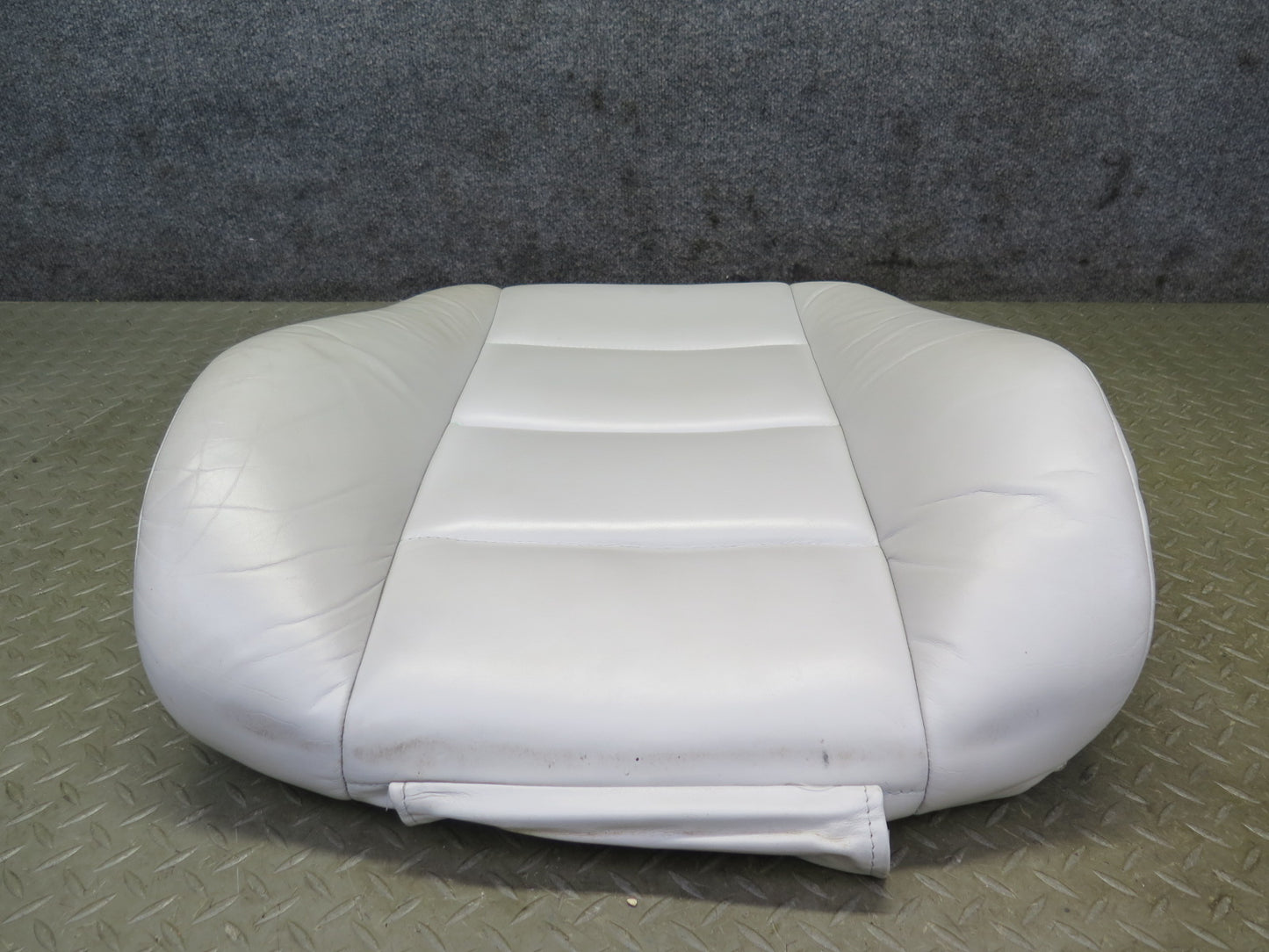 96-99 BMW E36 325iC 328iC Convertible Front Right Seat Upper Leather Cushion OEM