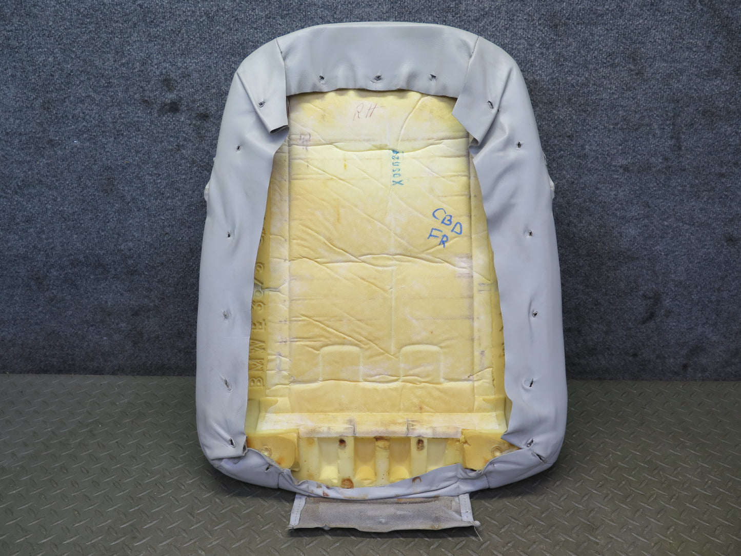 96-99 BMW E36 325iC 328iC Convertible Front Right Seat Upper Leather Cushion OEM
