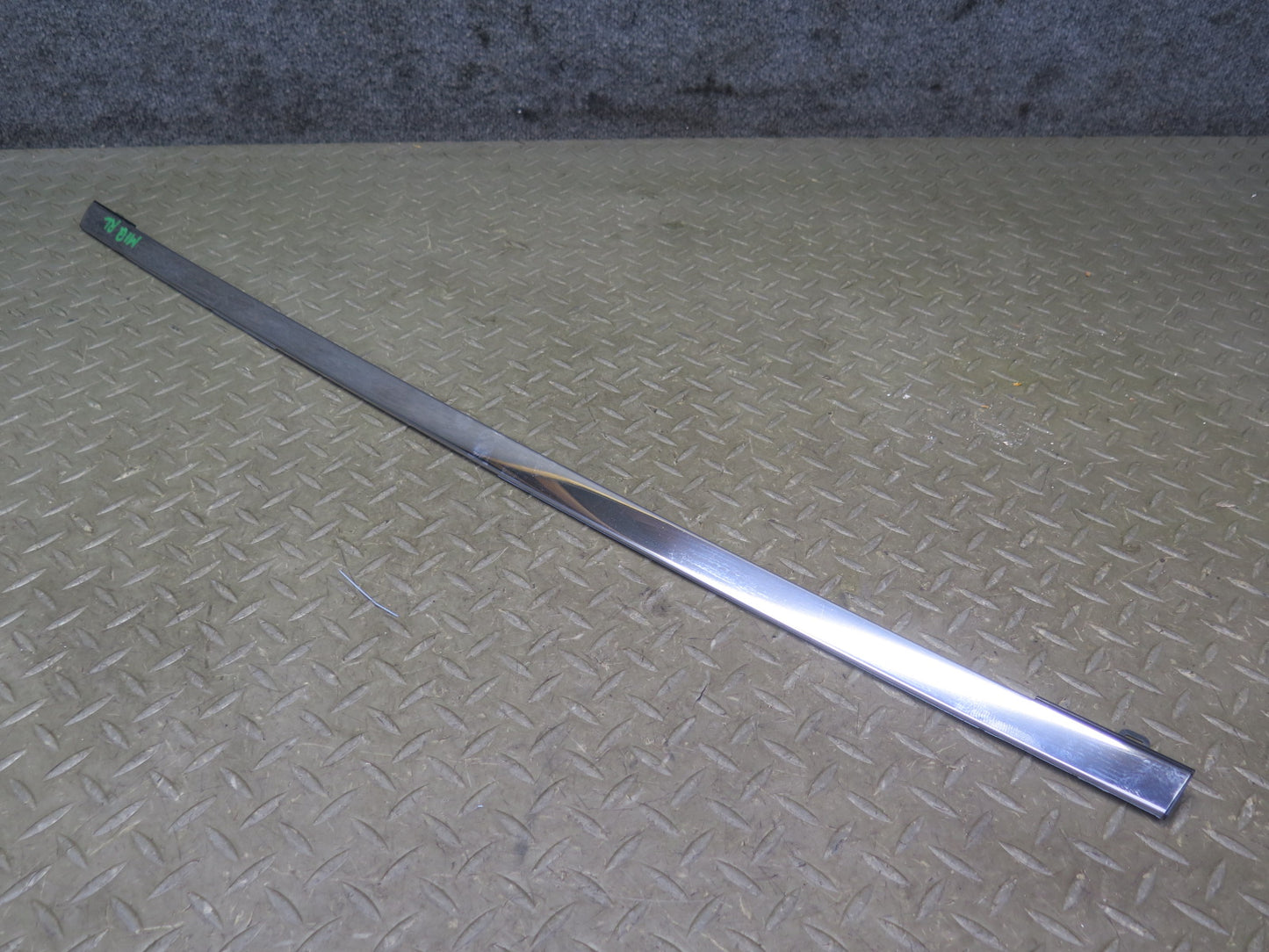 2014-2020 Infiniti QX60 Rear Left Door Window Chrome Trim Molding Set of 2