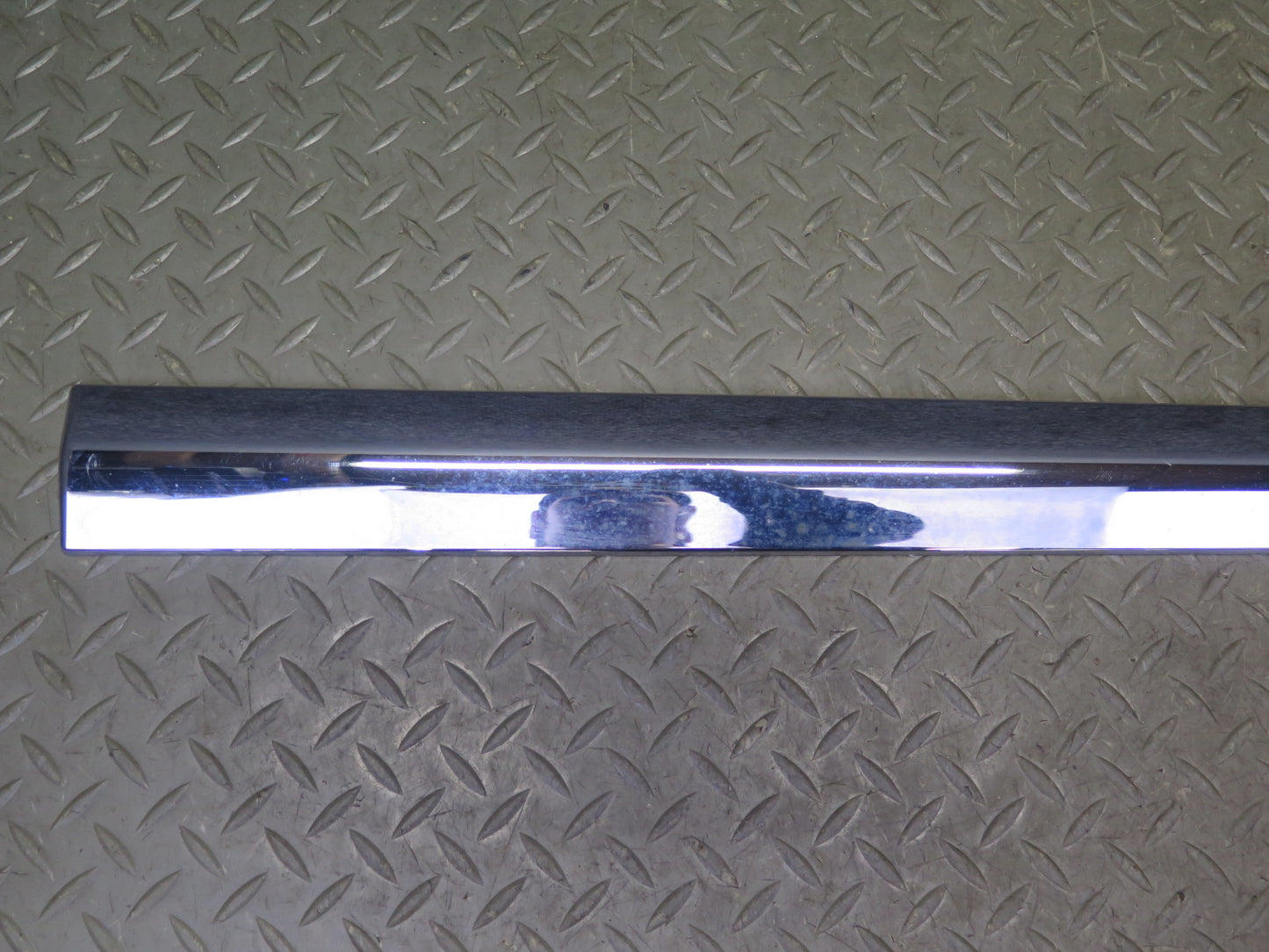2014-2020 Infiniti QX60 Front  Left Door Chrome Lower Trim Molding