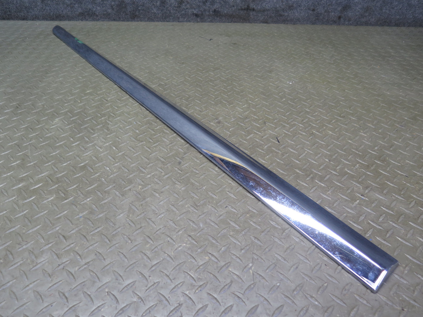 2014-2020 Infiniti QX60 Front  Left Door Chrome Lower Trim Molding