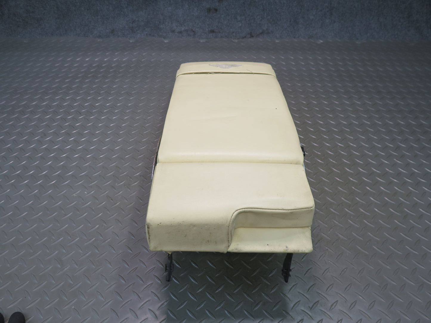 2006-2012 Bentley Flying Spur Rear Center Upper Seat Backrest Cushion Armrest