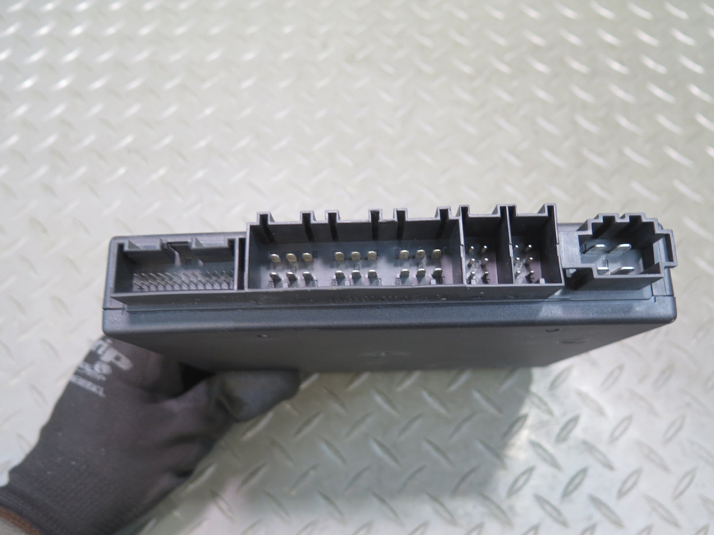 2006-2012 Bentley Continental Flying Spur Rear Back Seat Control Module