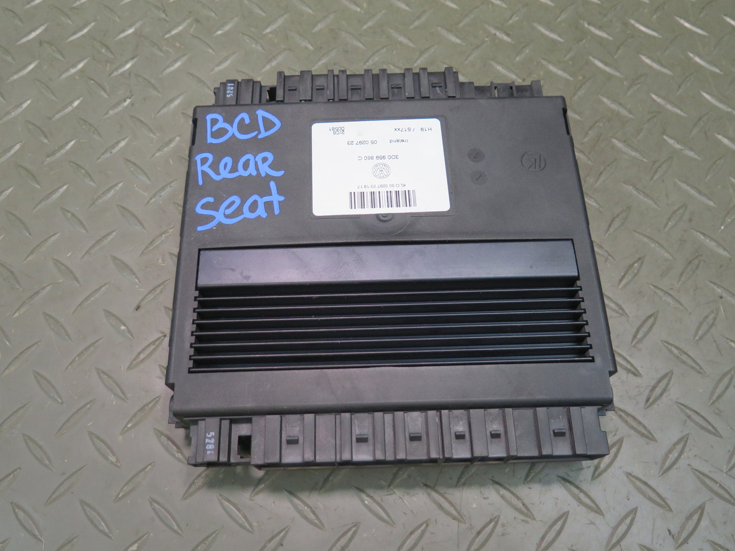 2006-2012 Bentley Continental Flying Spur Rear Back Seat Control Module