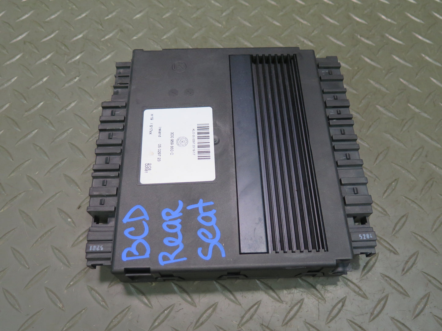 2006-2012 Bentley Continental Flying Spur Rear Back Seat Control Module