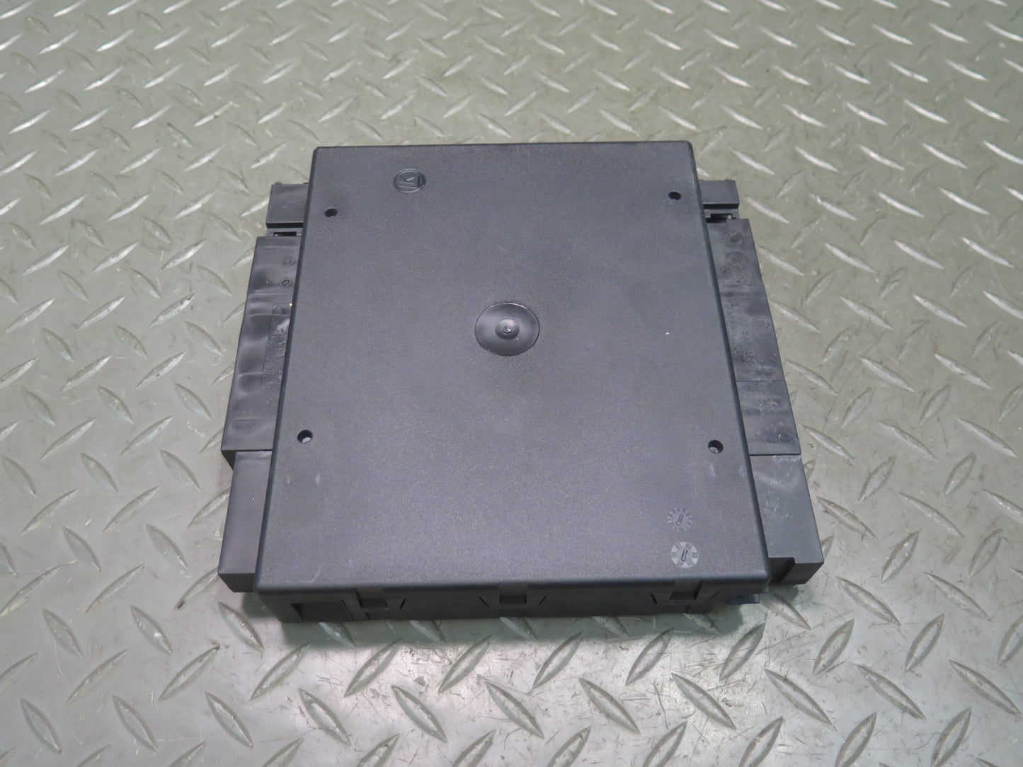 2006-2012 Bentley Continental Flying Spur Rear Back Seat Control Module