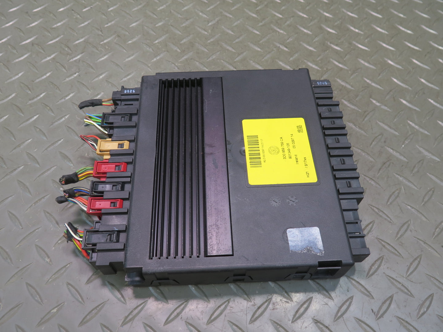 2006-2012 Bentley Continental Flying Spur Front Right Seat Control Module