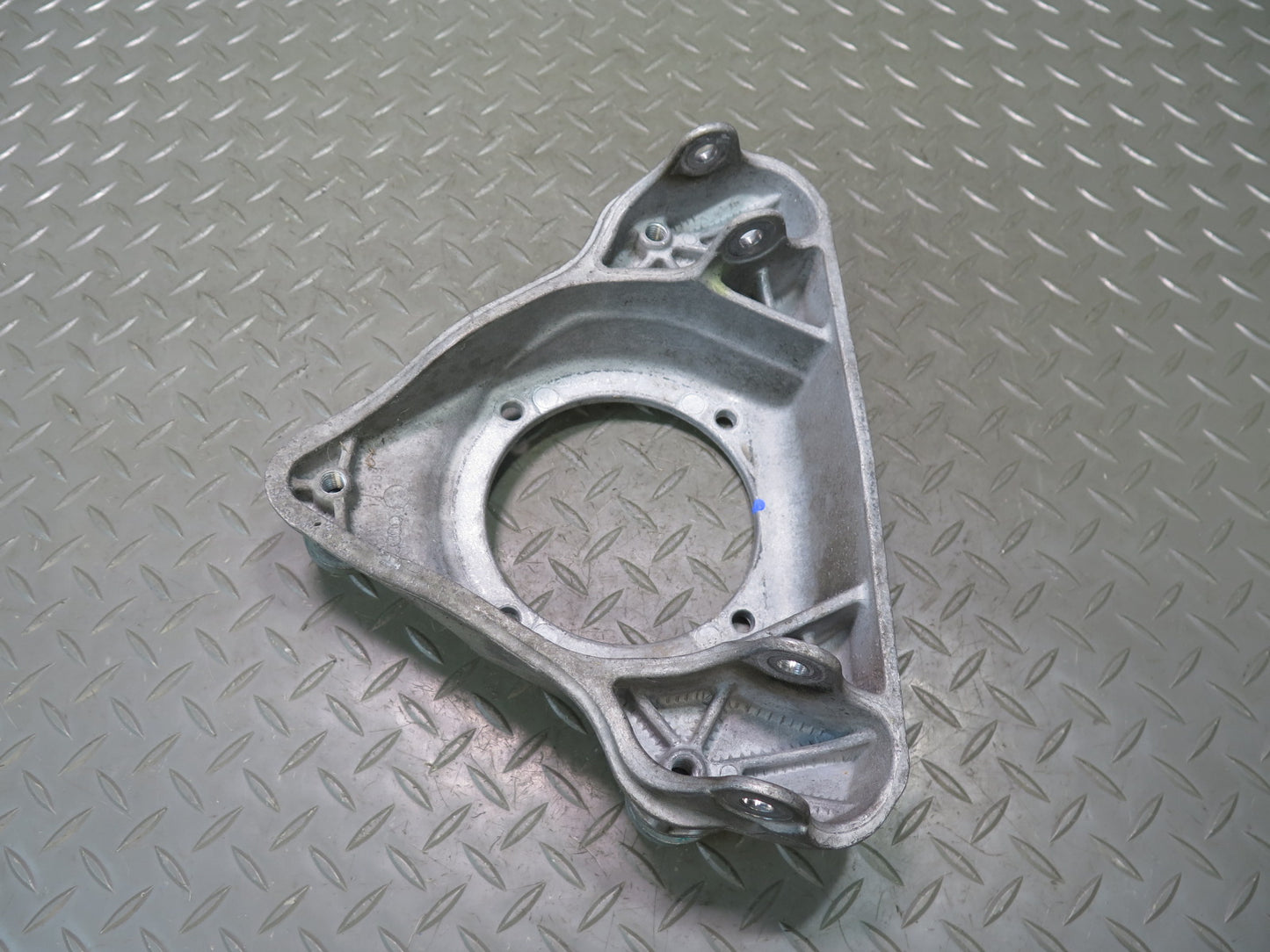 2006-2012 Bentley Flying Spur Front Right Side Upper Shock Mount Support Bracket