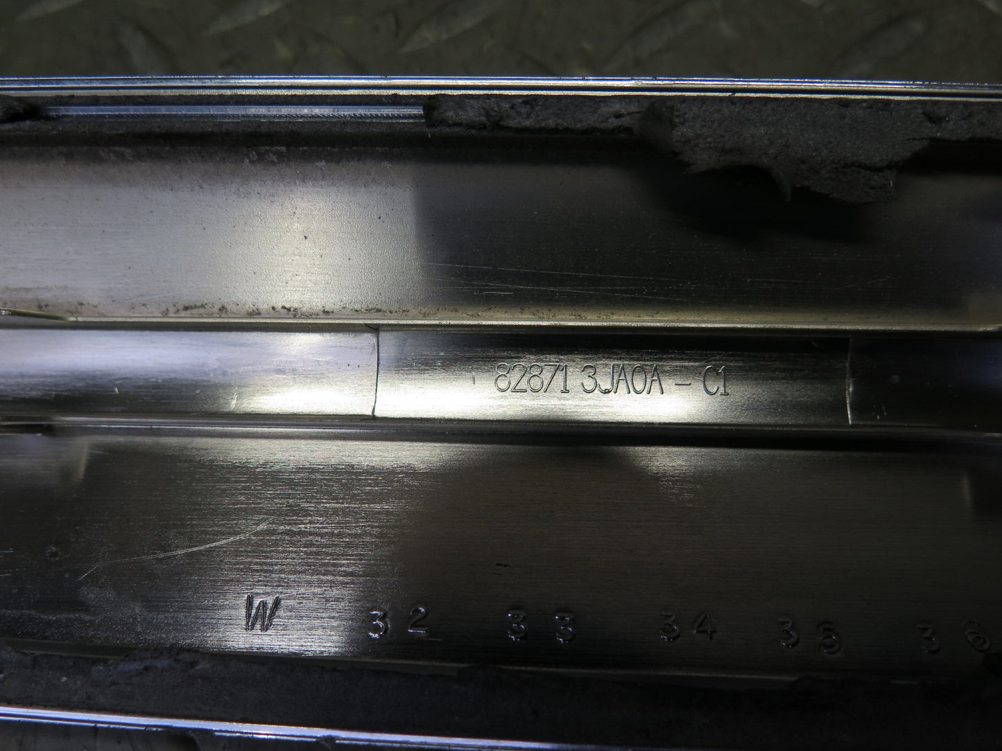 2014-2020 Infiniti QX60 Rear Left Door Chrome Lower Trim Molding 82871-3JA0A