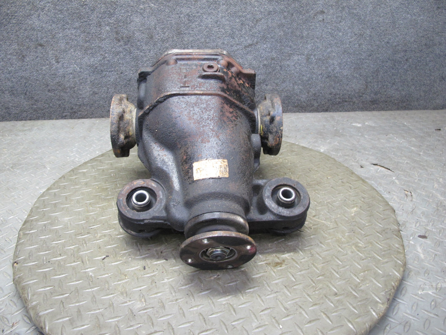 01-05 Lexus IS300 RWD M96 A/T Rear Differential Carrier 3.91 Ratio 78k Miles