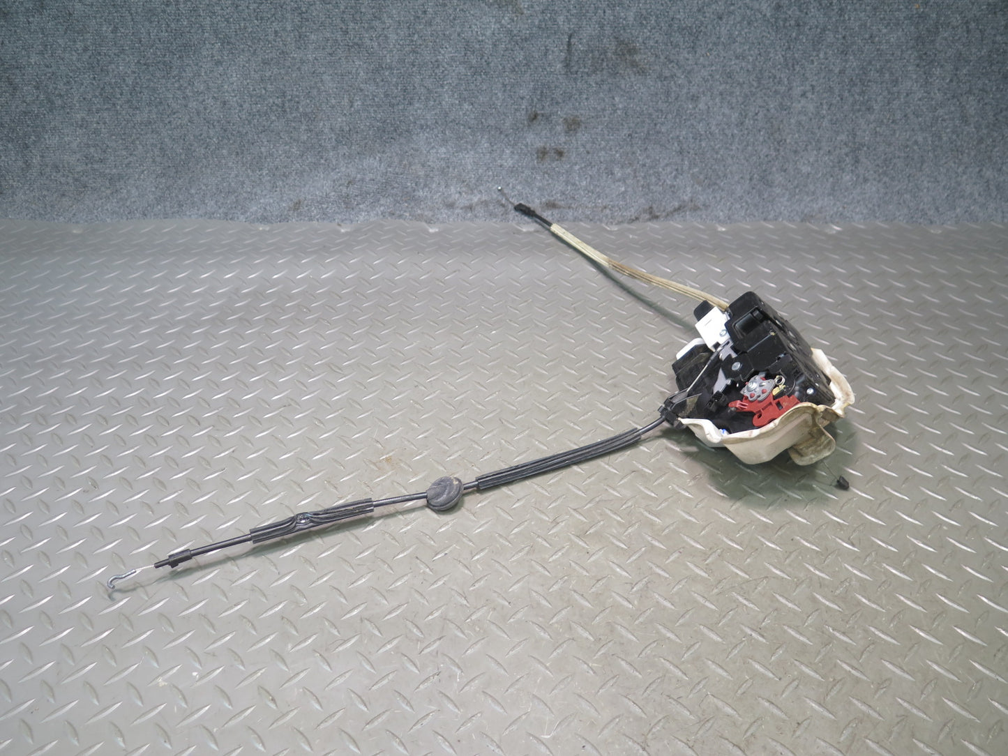 2006-2012 Bentley Continental Flying Spur Front Left Door Lock Latch Actuator