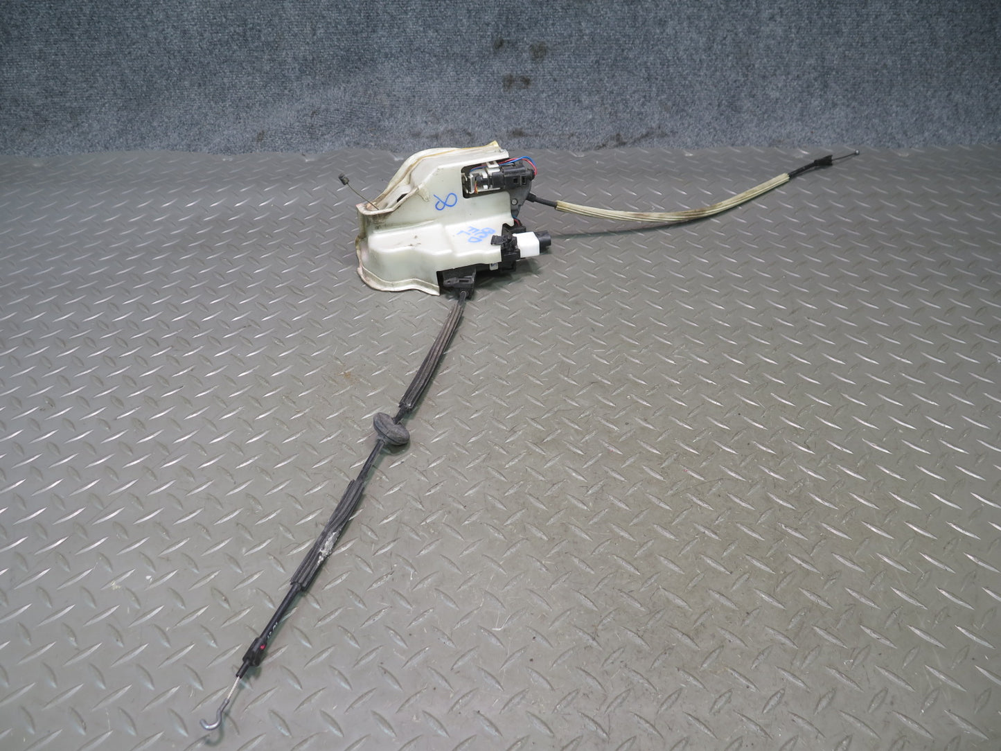 2006-2012 Bentley Continental Flying Spur Front Left Door Lock Latch Actuator