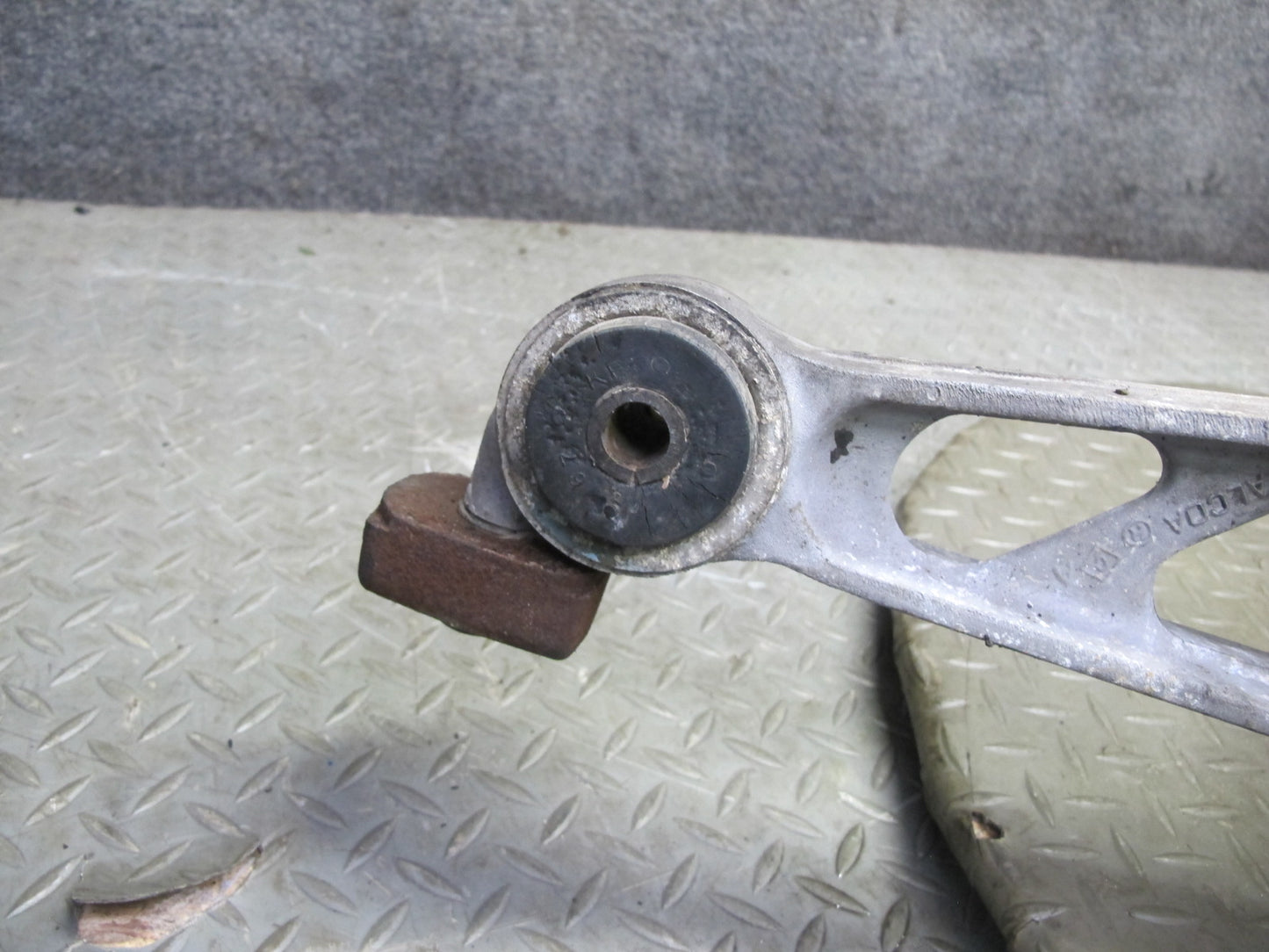 84-87 Chevrolet Corvette C4 M/T Rear Differential Carrier LSD 3.07 Ratio OEM