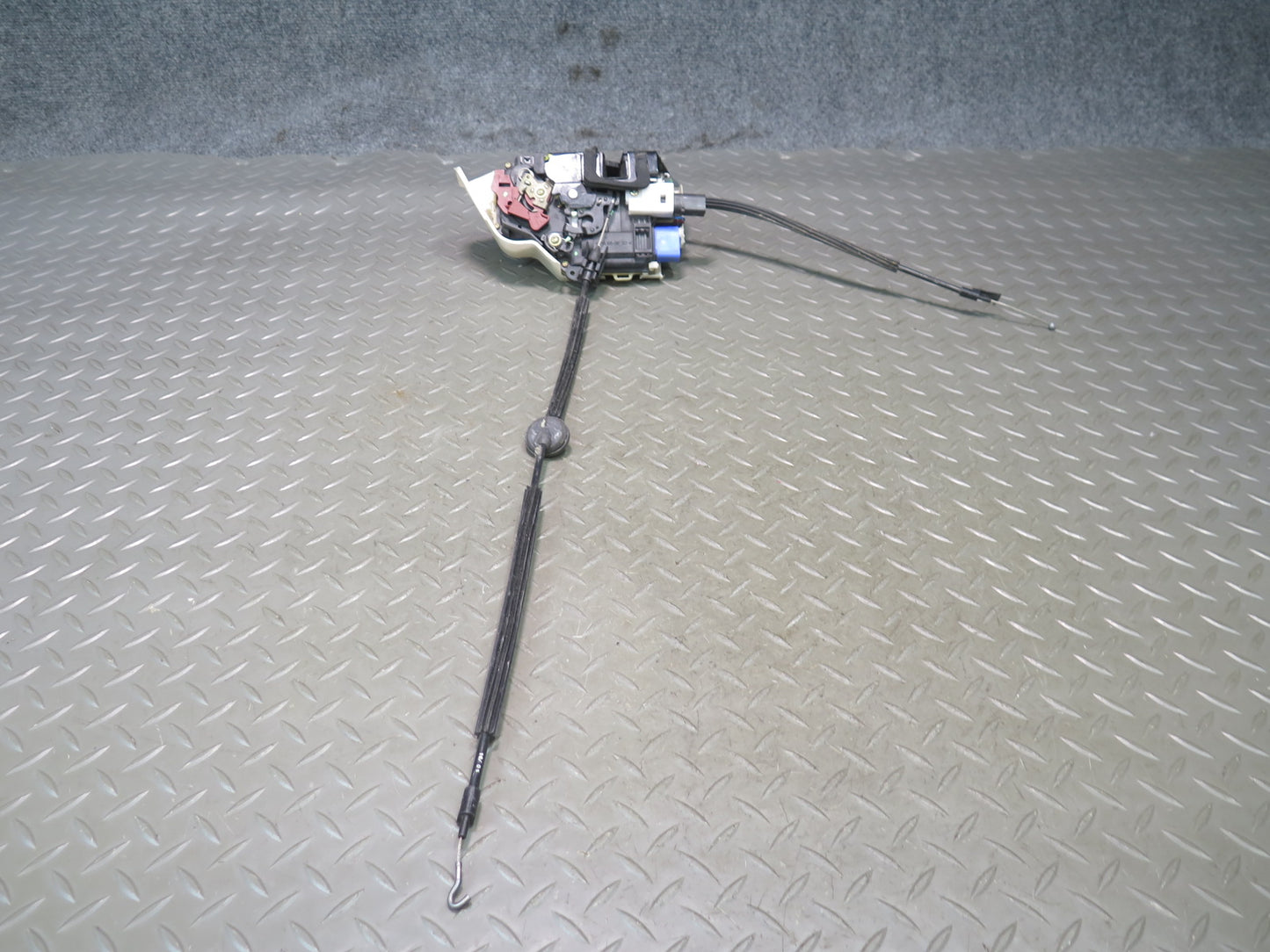 2006-2012 Bentley Continental Flying Spur Rear Right Door Lock Latch Actuator