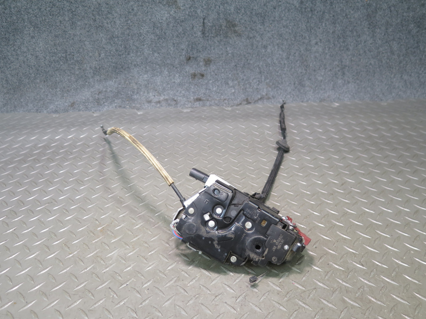 2006-2012 Bentley Continental Flying Spur Front Right Door Lock Latch Actuator