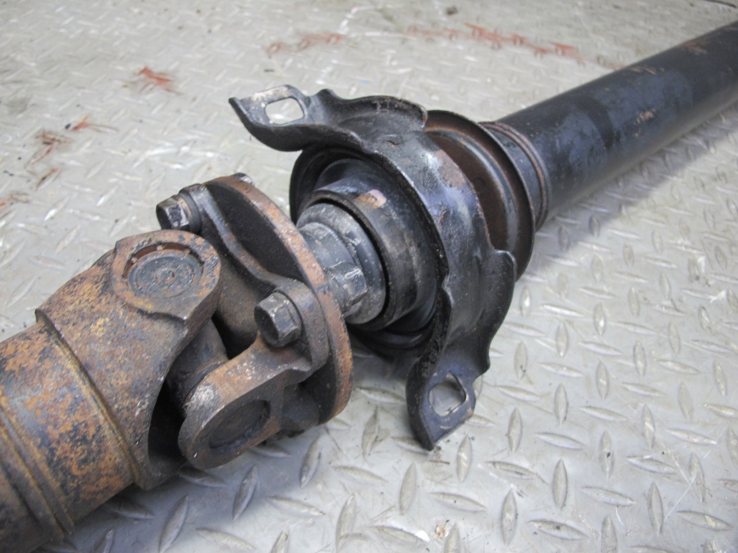 01-05 Lexus JCE10L IS300 Sedan A/T Rear Drive Shaft Driveshaft 79K Miles OEM