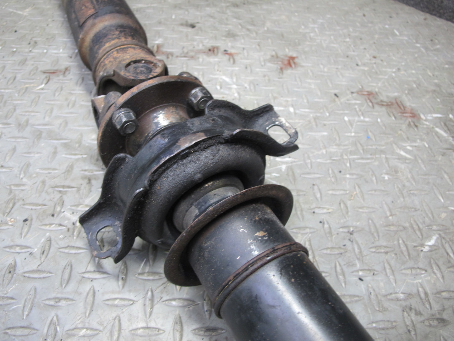01-05 Lexus JCE10L IS300 Sedan A/T Rear Drive Shaft Driveshaft 79K Miles OEM