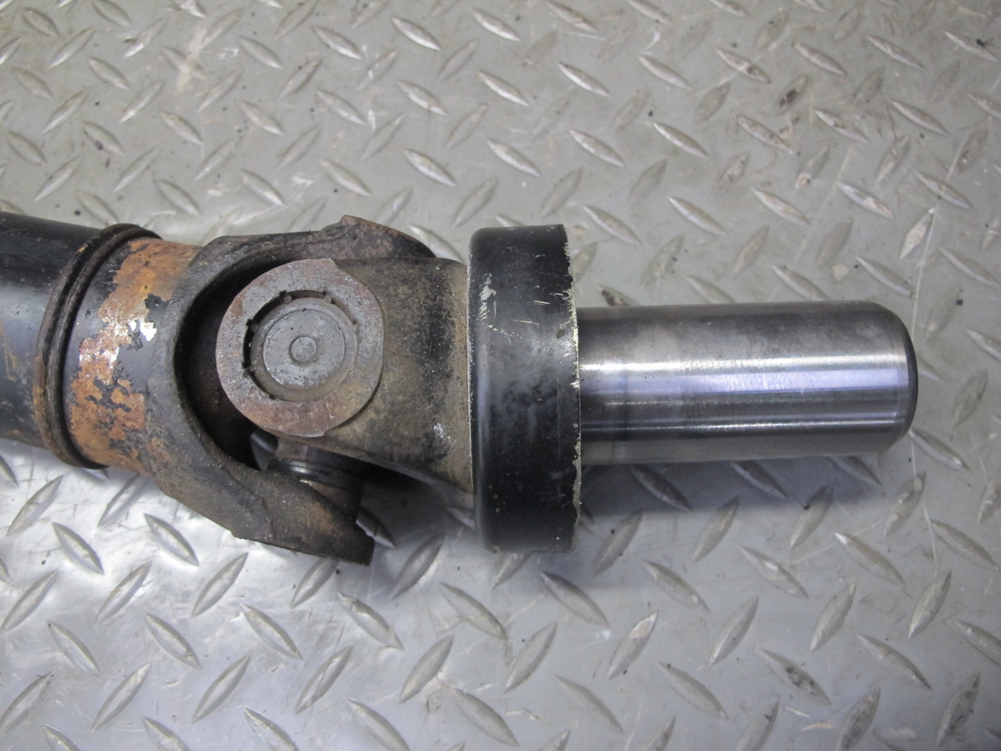 01-05 Lexus JCE10L IS300 Sedan A/T Rear Drive Shaft Driveshaft 79K Miles OEM