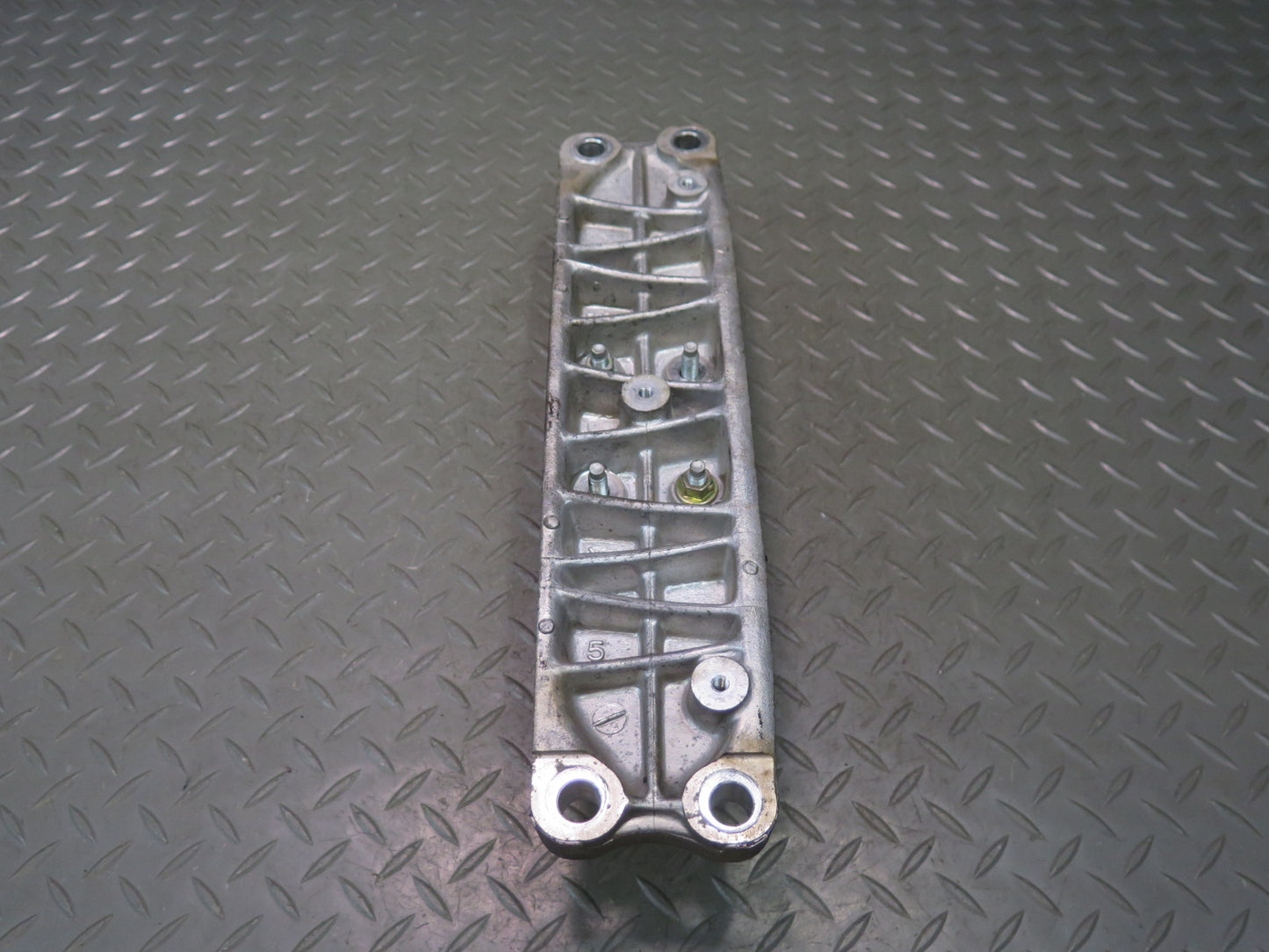 98-00 Lexus UCF20L LS400 A/T Transmission Crossmember w Mount Assembly OEM