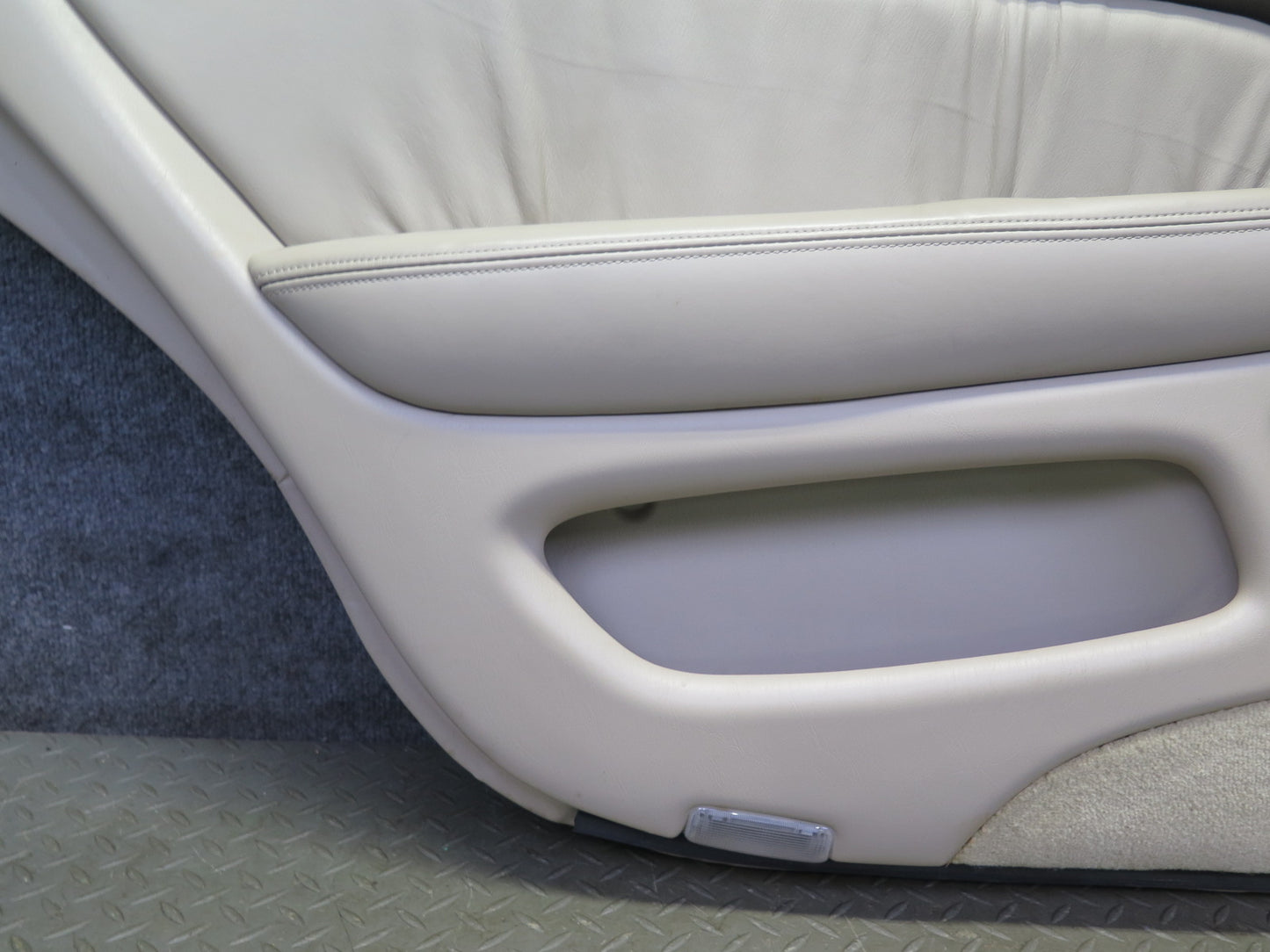 98-00 Lexus UCF20L LS400 Set of 2 Rear Door Interior Trim Cover Panel Ivory OEM