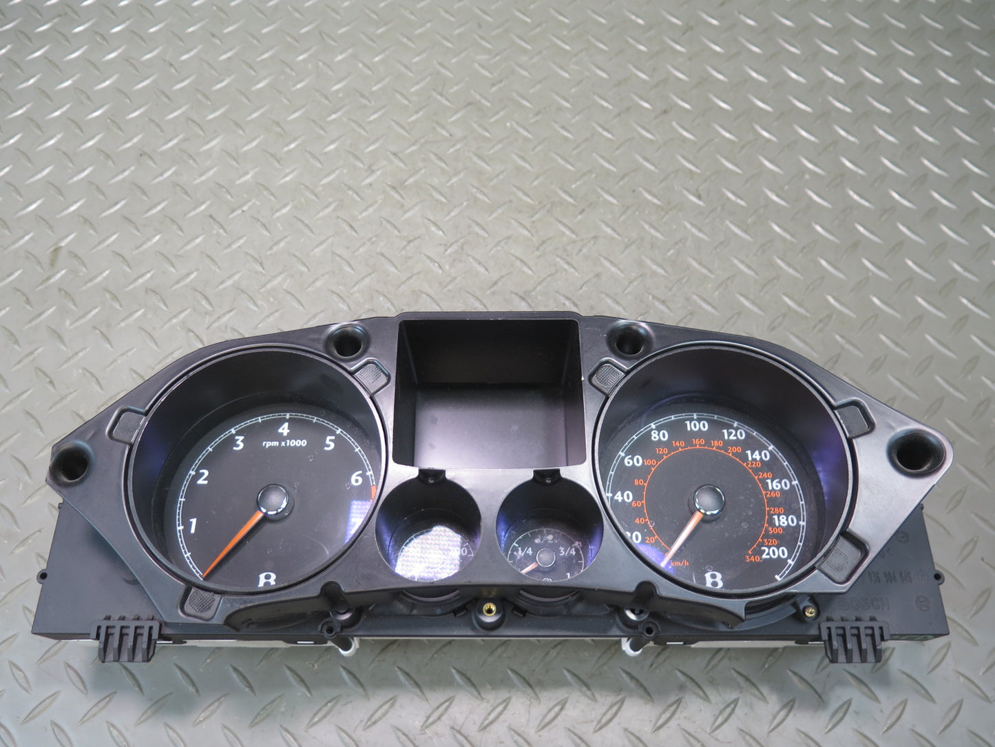 2006-2007 Bentley Flying Spur Dash Instrument Cluster Speedometer Gauge