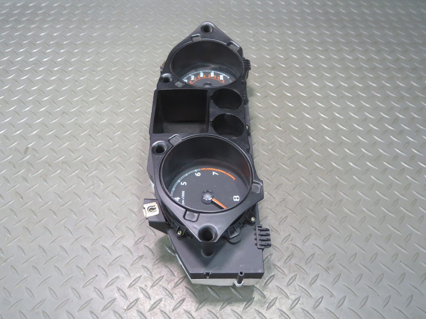 2006-2007 Bentley Flying Spur Dash Instrument Cluster Speedometer Gauge