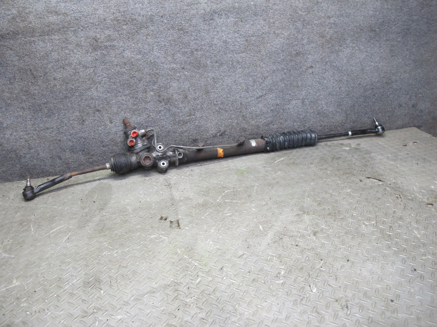 02-05 Lexus JCE10L IS300 Power Steering Rack & Pinion OEM