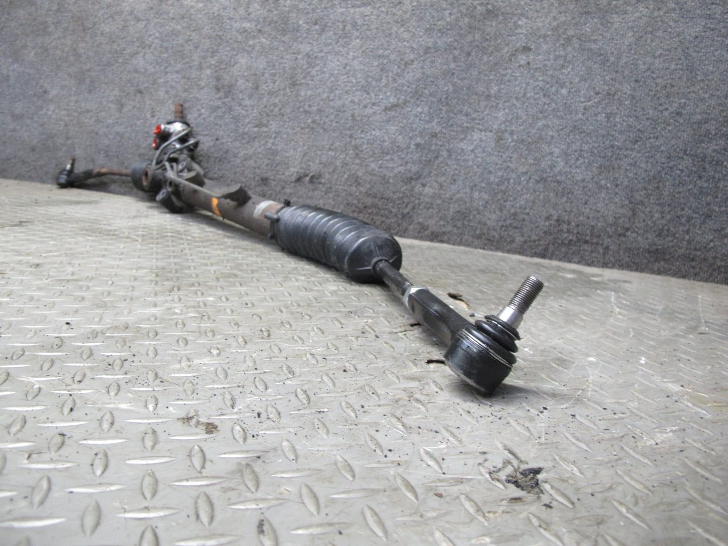 02-05 Lexus JCE10L IS300 Power Steering Rack & Pinion OEM