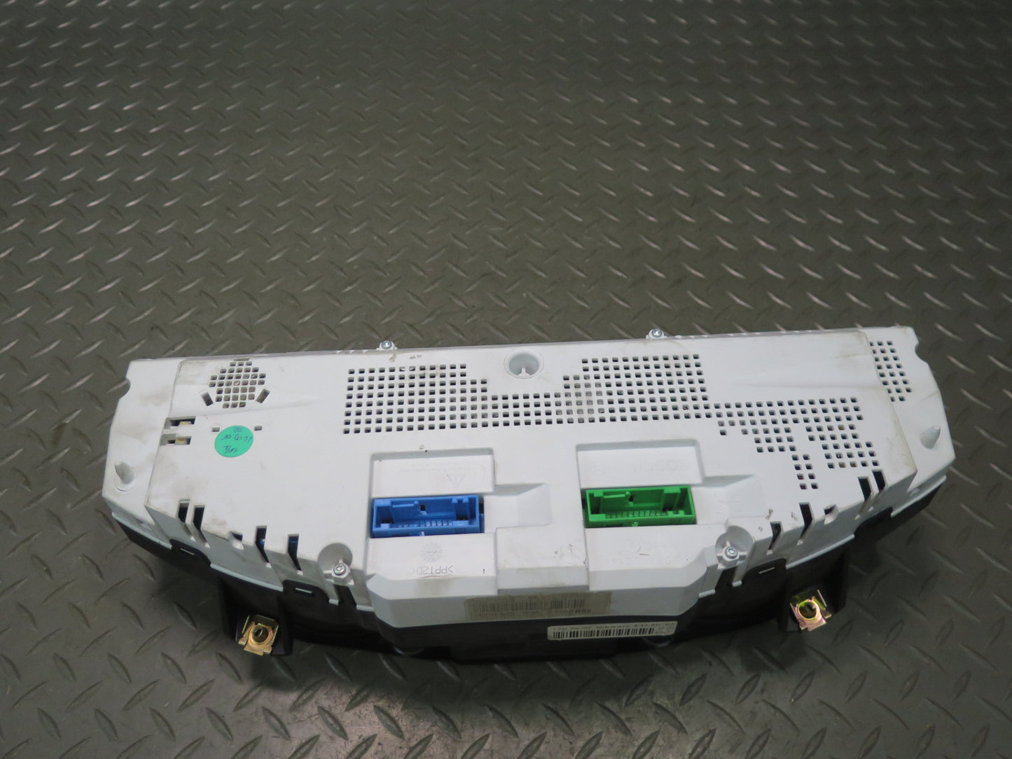 2006-2007 Bentley Flying Spur Dash Instrument Cluster Speedometer Gauge